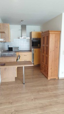 2 Zimmer Wohnung inkl Küche, Balkon, Keller und Stellplatz