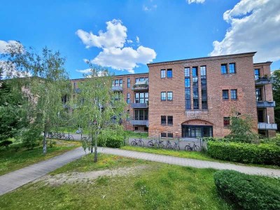 Helle, ruhige Loftwohnung mit großem Balkon
