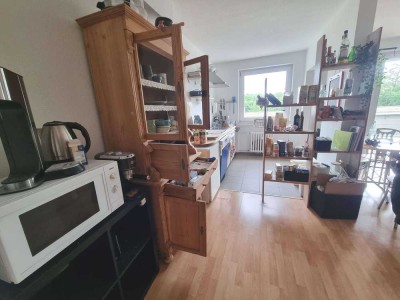 Helles Appartement mit Balkon