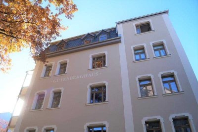 4-Zimmerwohnung mit loftartigem Wohn-Essbereich und großer Glasfront