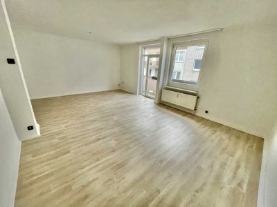 3 Zimmer, 2x Balkone, gegenüber HRW