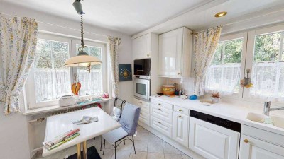 WOLFGANG SODENKAMP /// Zentrale Lage nahe Busbahnhof, EBK, Stpl. vor dem Haus