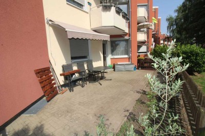 Sanierte 3-Zimmer-EG-Wohnung mit großzügiger Terrasse