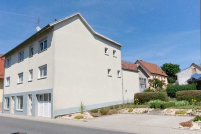 Großzügiges Einfamilienhaus in Ahorn-Berolzheim mit optionaler Einliegerwohnung