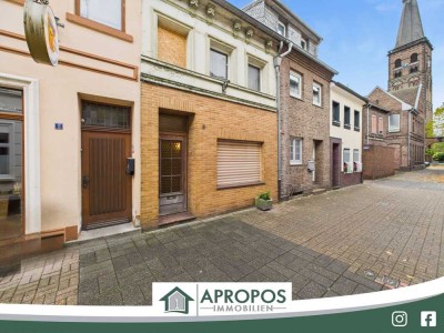 Im Herzen von Tönisvorst - Reihenmittelhaus mit fertiger Planung in Traumlage