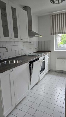 Attraktive 3-Zimmer Wohnung mit EBK & Terrasse in Rodgau