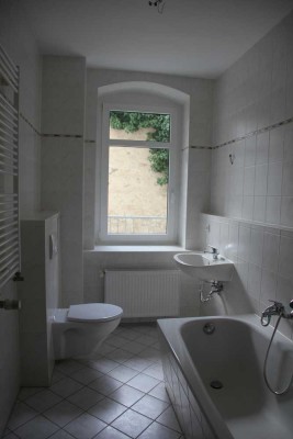 Schöne helle 2-R-Wohnung im 3. OG