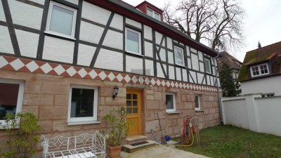 Repräsentatives Anwesen in Weiherhaus - Wohnen u. Arbeiten möglich - Stellplätze u. Garage vorhanden