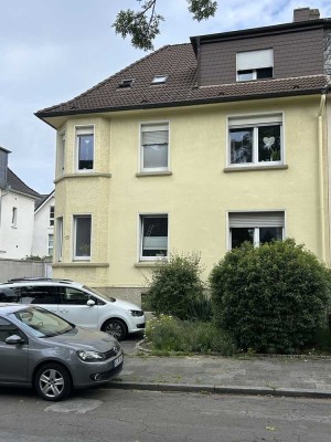 Mehrfamilienhaus mit Garten