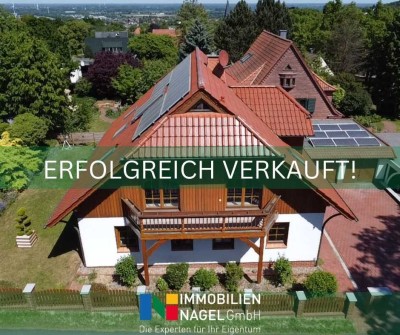 Exklusives EFH im alpenländischen Stil mit viel Raum für Familie, Beruf & Komfort!