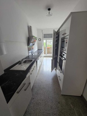 Kurzzeitmiete Exklusive 3-Zimmer Altbauwohnung