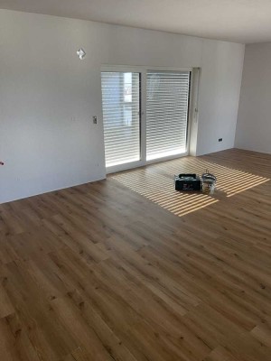 Neubau! Exklusive 4-Zimmer-Wohnung mit gehobener Innenausstattung mit Balkon in Malsch