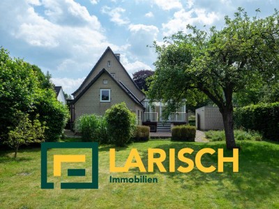 Siedlungshaus auf großem Grundstück in Norderstedt-Garstedt - Haus zum Grundstückspreis
