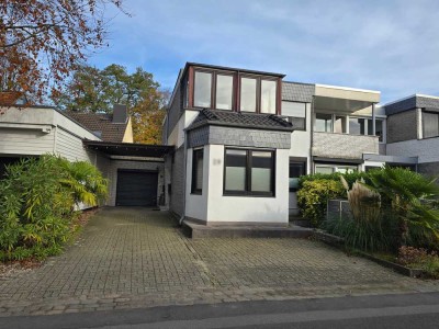 Hinein ins Familienglück – großzügiges Reihenendhaus in Moers-Schwafheim