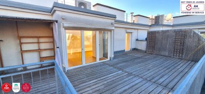 ️ ️ Rooftop Living – Blick auf Stephansdom