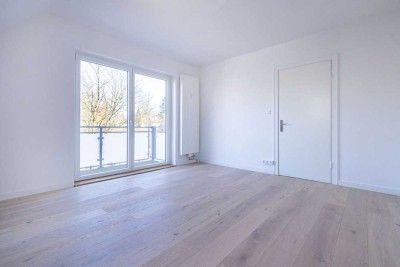 3,5 Zimmer & 2 Badezimmer? Dachgeschoss? Fußläufig zum Tibarg und zur U-Bahn? Alles vorhanden!