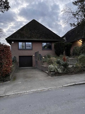 Kernsaniertes Einfamilienhaus in Top-Lage von Rellingen