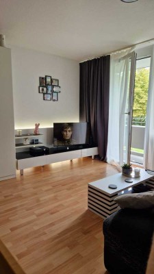 Geschmackvolle 1-Zimmer-Wohnung mit Balkon und Einbauküche in Mettmann