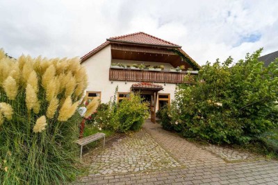 Zweifamilienhaus: Große Immobilie, nähe Altentreptow mit vielseitigen Nutzungsmöglichkeiten