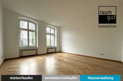 Altbaucharme im historischen Dreiflügelhaus - Lichtdurchflutete 2-Zimmer-Wohnung in D-Wittlaer