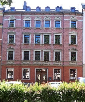 großzügige 3 Raum Wohnung mit Balkon in 08280 Aue Wettiner Platz