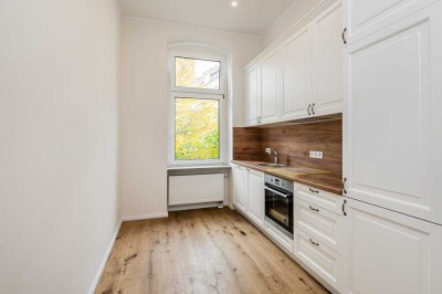 Erstbezug nach Sanierung – Altbaucharme neu erlebt auf 65 m² Wohngefühl!