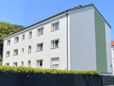 4 ZIMMERWOHNUNG, EIGENER PARKPLATZ, AB SOFORT, ERSTBEZUG NACH KOMPLETTRENOVIERUNG, RUHIGE TOP LAGE, NIEDRIGE ENERGIEKOSTEN, SPIELPLATZ, GROßE GRÜNFLÄCHE, ANNINGER - WIENERWALD