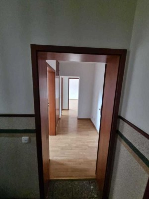 Attraktive 2 Zi.-Wohnung in zentraler Lage zu vermieten
