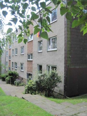 Hübsche 2-Raum-Wohnung mit Balkon sucht neuen Mieter !