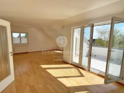 Zwei-Zimmer-Wohnung mit viel Platz, Helligkeit und sonniger Loggia