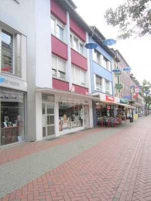Gepfl. 3-Fam.-Haus mit Gewerbe in top Citylage auf Grundstück mit weiterer **BEBAUUNGSMÖGLICHKEIT**