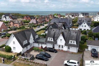 Hausteil / zwei ETW im Paket in strandnaher Lage von Wenningstedt