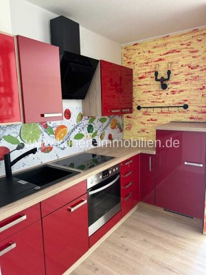 2-Zimmer-Maisonette-Dachgeschoßwohnung mit Einbauküche im halleschen Medizinerviertel zu vermieten