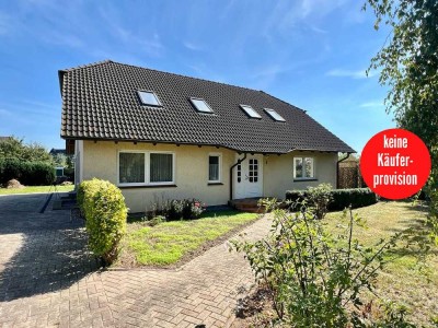 HORN IMMOBILIEN++ Einfamilienhaus mit Einliegerwohnung in Dorfrandlage, nur 10 min. bis Neubrandenbu