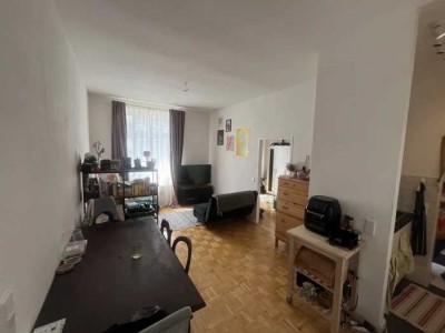 Helle 2,5-Zimmer Wohnung mit Aufzug in Düsseldorf Flingern Süd