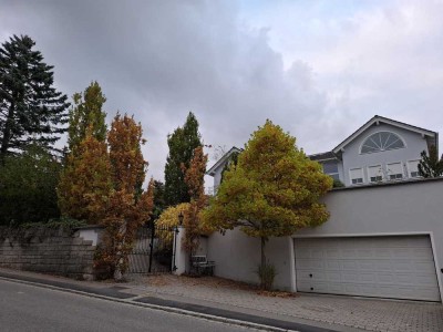 Großzügige 2,5-Zimmer Wohnung mit Terrasse in Mötzingen