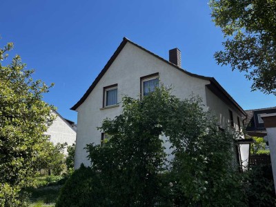 von Privat: Einfamilienhaus mit tollem Garten in Mainz Weisenau