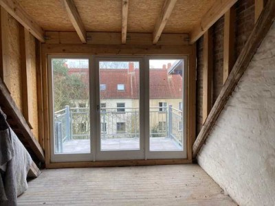 2-Zimmer ETW als erweiterter Rohbau im DG mit neuer Dachterrasse in H.-Ricklingen zu verkaufen!