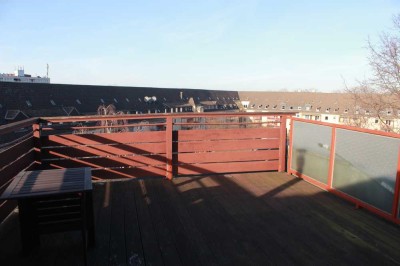 Schönes Appartement mit großer Dachterrasse in Duisburg Duissern