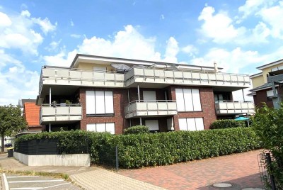 EXKLUSIV - MODERN - BESTE LAGE: 3-Zimmer-Erdgeschoss-Wohnung mit Terrasse und Garten