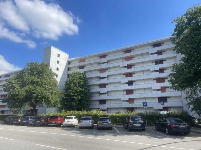 Am ELBE Einkaufszentrum
Vermietetes 1,5-Zi.-Apartment
mit Balkon in Groß-Flottbek