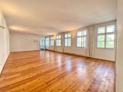 Museumsquartier/Volkstheater: Loftartige Büro in Hofruhelage
