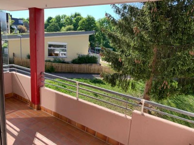 Schöne sonnige Wohnung