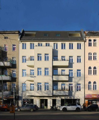 Luxuriöse Dachgeschoss-Loftwohnung mit Dachterrasse über den Dächern von Charlottenburg