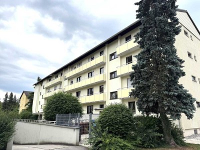 3 Zimmer Wohnung mit 2 Balkonen im 2. Stock in Weilheim