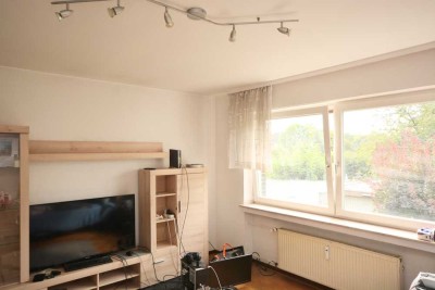 5798: Hilden- Ost! Helle 2- Zimmerwohnung am Stadtwald!