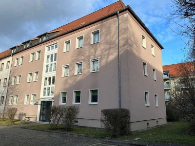 ERSTBEZUG NACH SANIERUNG- MODERNE ETW IN RUHIGER LAGE