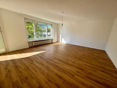 Sonnige, vollständig renovierte 3-Zimmer-Wohnung mit Einbauküche in Schwenningen