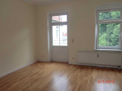 Gemütliche, helle zwei-Zimmer-Whg. im san. Altbau nahe Hbf.