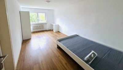 Möbliertes WG-Zimmer / keine Zweck WG